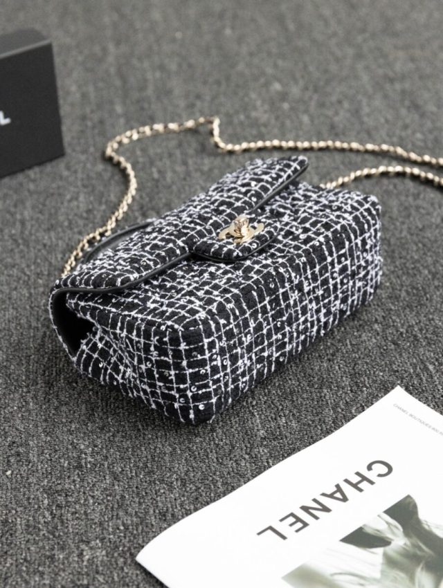 chanel-24p-tweed-black-and-white-gallery-3 CHANEL 24p Tweed Black and White - chanel tweed crossbody dupe detail 5