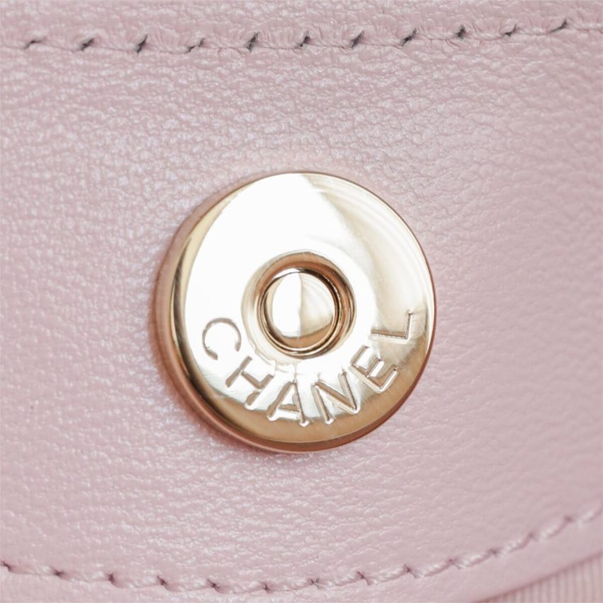 CHANEL 24s Mini Horizontal Pink Purple - chanel mini horizontal pink purple dupe detail 5