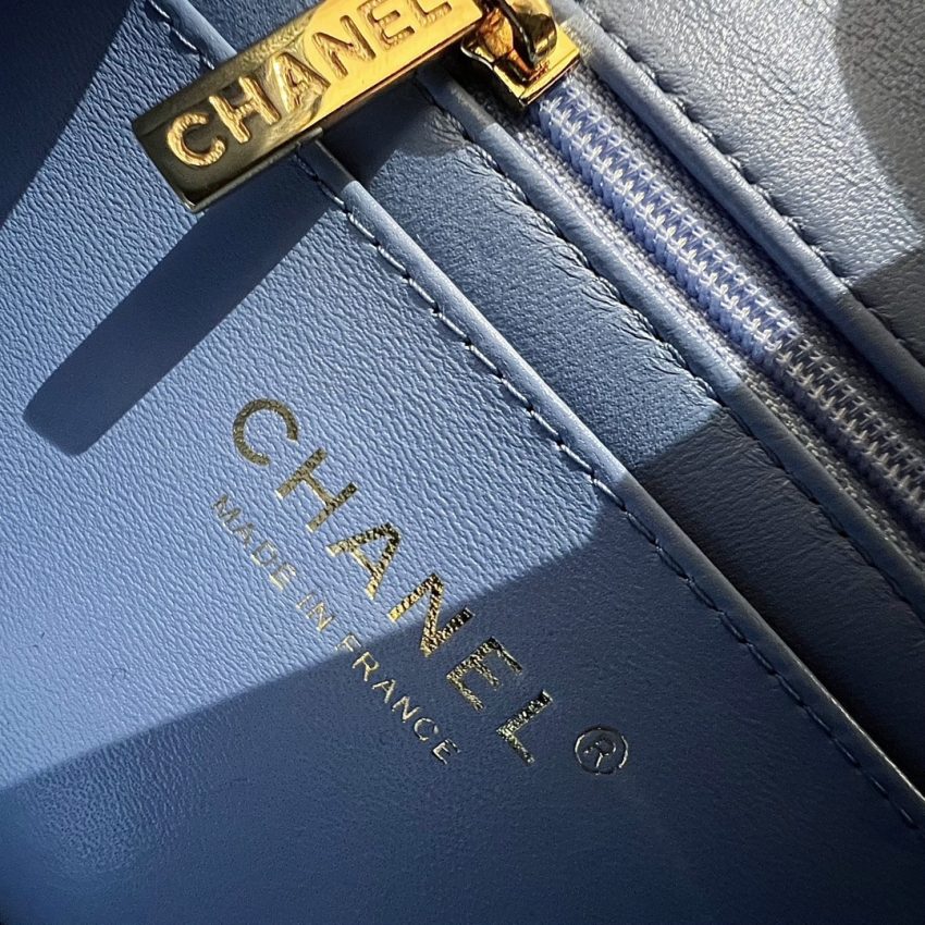 Chanel Classic Flap 17cm Blue 4 CHANEL Classic Flap 17cm Blue - chanel classic flap blue replica detail 3