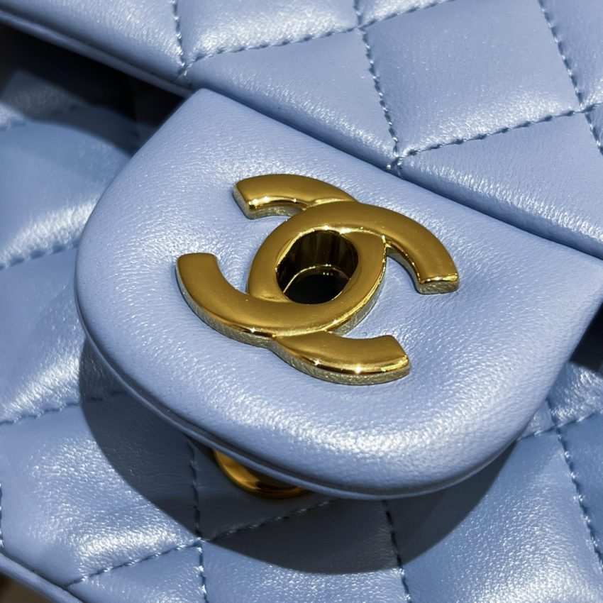 Chanel Classic Flap 17cm Blue 5 CHANEL Classic Flap 17cm Blue - chanel classic flap blue replica detail 4