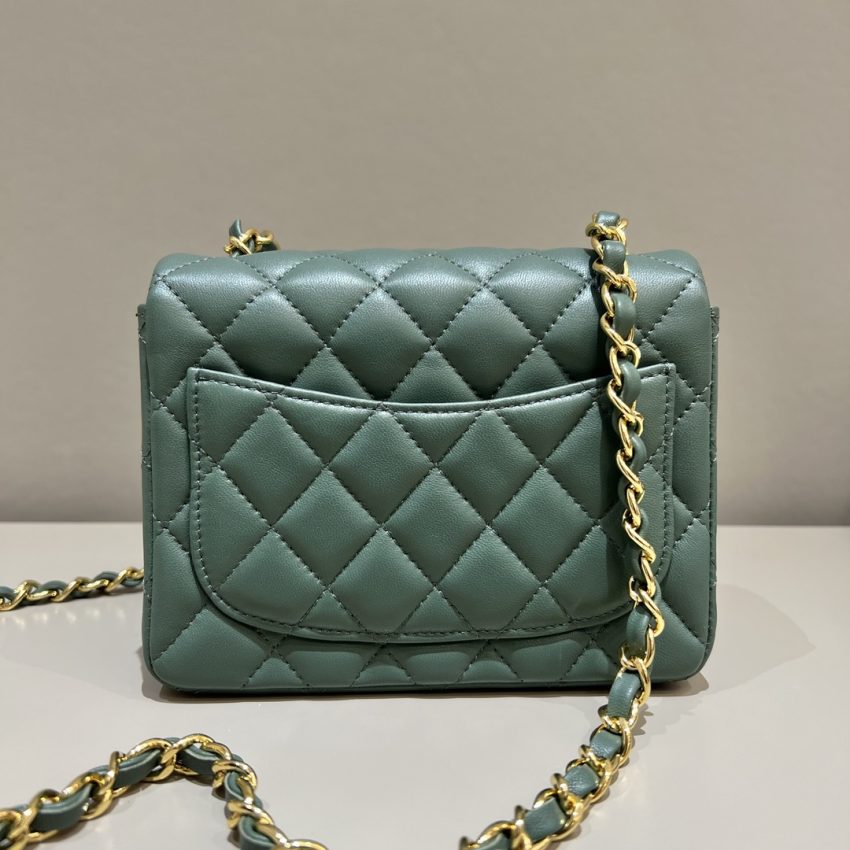 Chanel Classic Flap 17cm Green 4 CHANEL Classic Flap 17cm Green - replica chanel classic flap detail 3