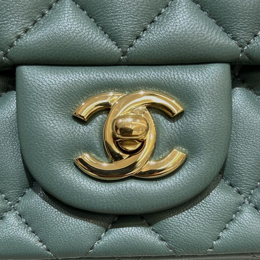 Chanel Classic Flap 17cm Green 7 CHANEL Classic Flap 17cm Green - replica chanel classic flap detail 6