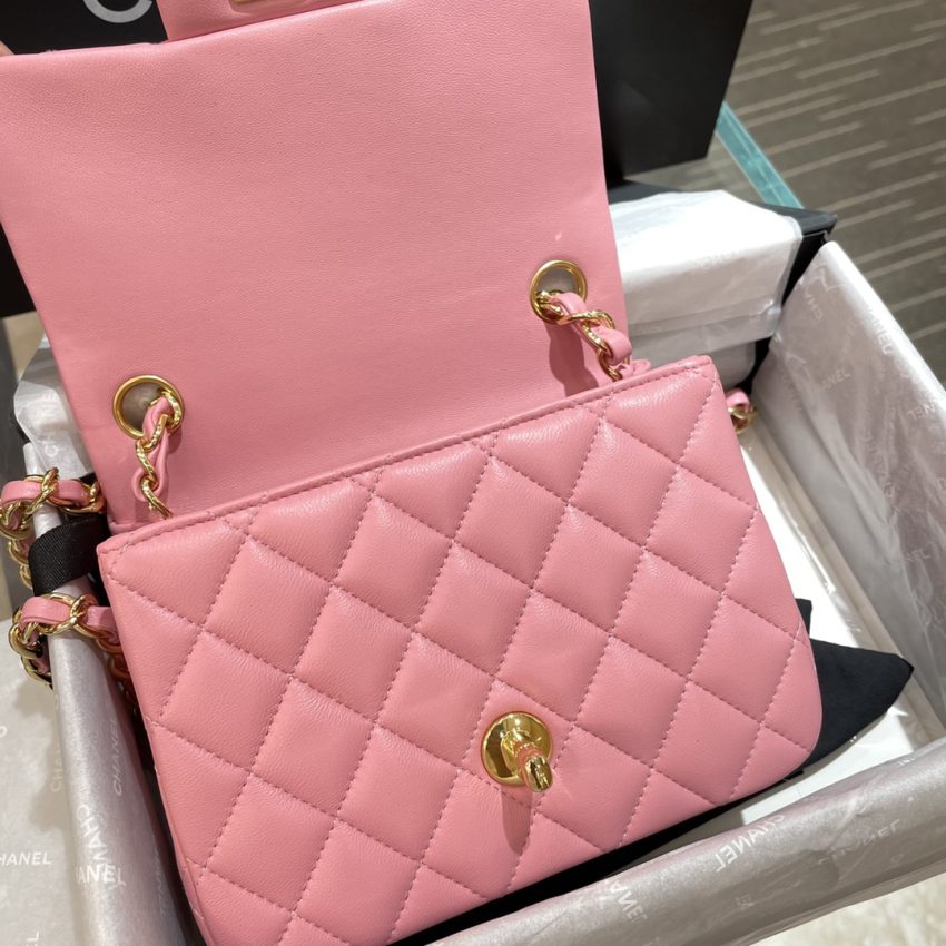 Chanel Classic Flap 17cm Pink 2 CHANEL Classic Flap 17cm Pink - chanel classic flap dupe detail 1