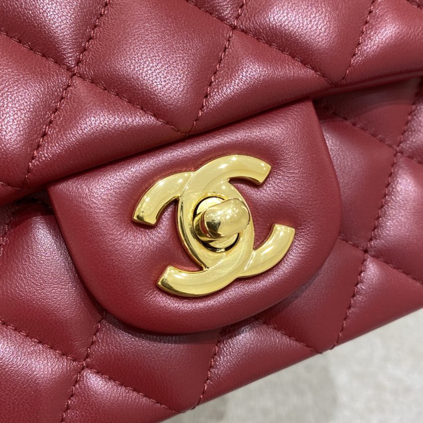 Chanel Classic Flap 17cm Red 2 CHANEL Classic Flap 17cm Red - knockoff chanel bag detail 1