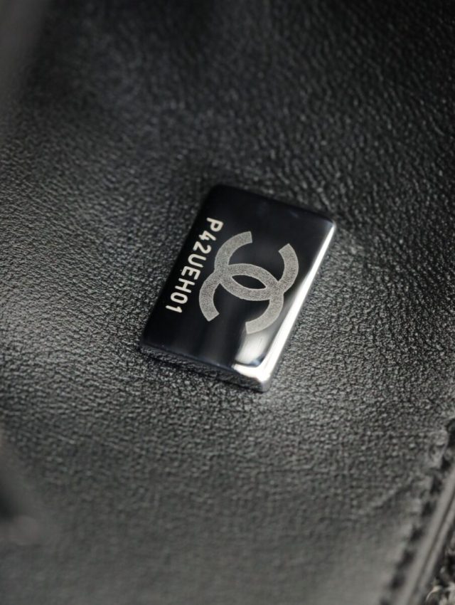 Chanel Classic Flap 17cm Silver 7 CHANEL Classic Flap 17cm Silver - chanel replica bag detail 6