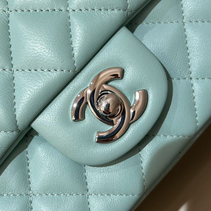 Chanel Classic Flap 17cm Tiffany 3 CHANEL Classic Flap 17cm Tiffany - chanel bag dupe detail 2