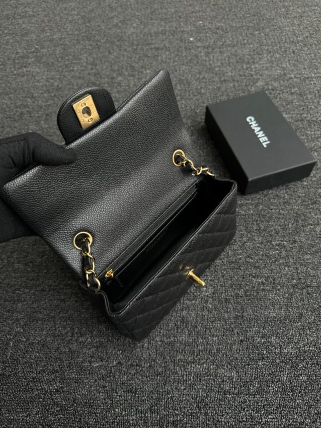 Chanel Classic Flap 20cm Black Caviar 7 CHANEL Classic Flap 20cm Black Caviar - chanel mini classic flap dupe detail 6