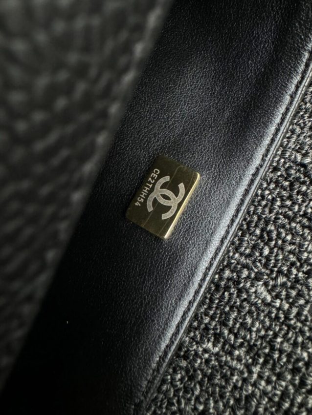 Chanel Classic Flap 20cm Black Caviar 9 CHANEL Classic Flap 20cm Black Caviar - chanel mini classic flap dupe detail 8