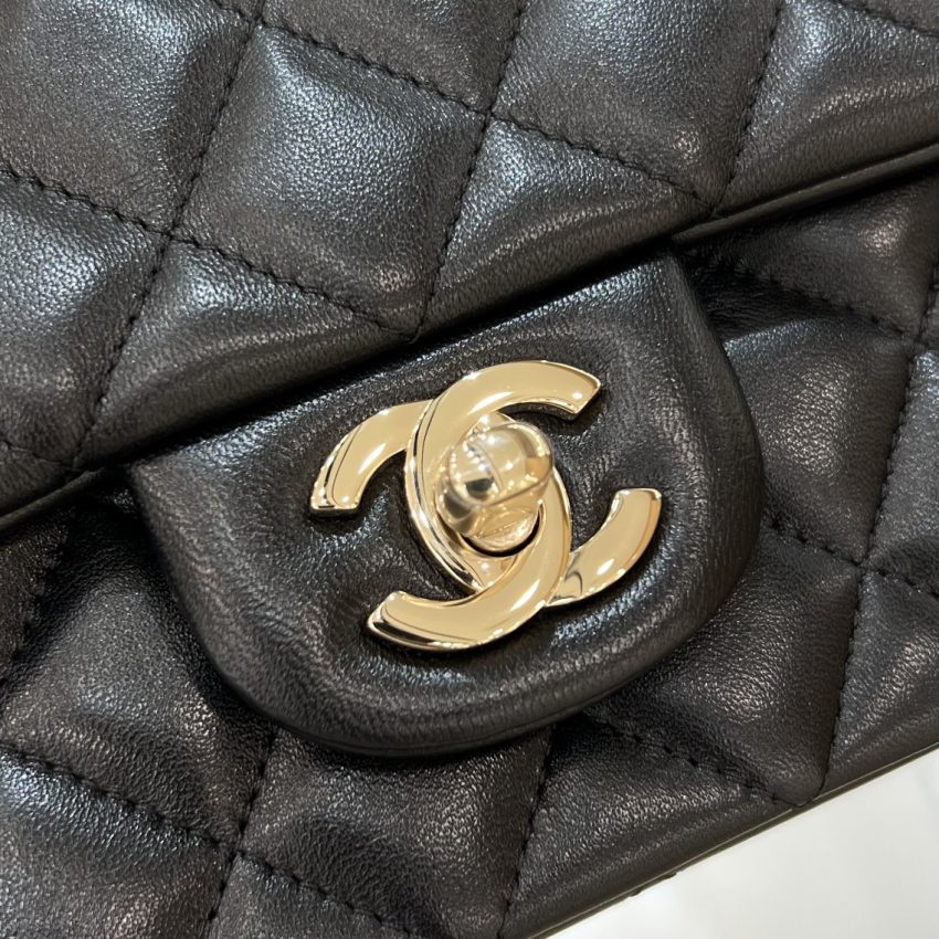 Chanel Classic Flap 20cm Black 2 CHANEL Classic Flap 20cm Black - fake chanel 20cm black detail 1