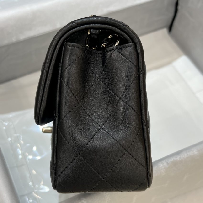 Chanel Classic Flap 20cm Black 3 CHANEL Classic Flap 20cm Black - fake chanel 20cm black detail 2