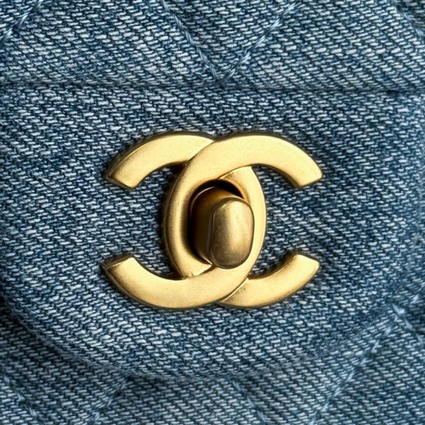 Chanel Classic Flap 20cm Denim 7 CHANEL Classic Flap 20cm Denim - chanel denim bag dupe detail 9