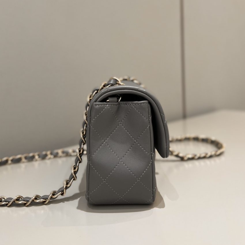 Chanel Classic Flap 20cm Grey 6 CHANEL Classic Flap 20cm Grey - chanel grey bag dupe detail 5