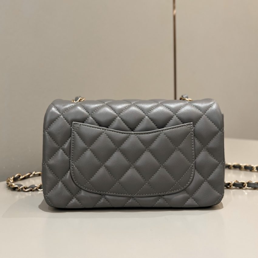 Chanel Classic Flap 20cm Grey 7 CHANEL Classic Flap 20cm Grey - chanel grey bag dupe detail 6
