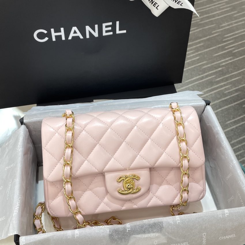Chanel Classic Flap 20cm Pink 5 CHANEL Classic Flap 20cm Pink - chanel pink bag replica detail 4