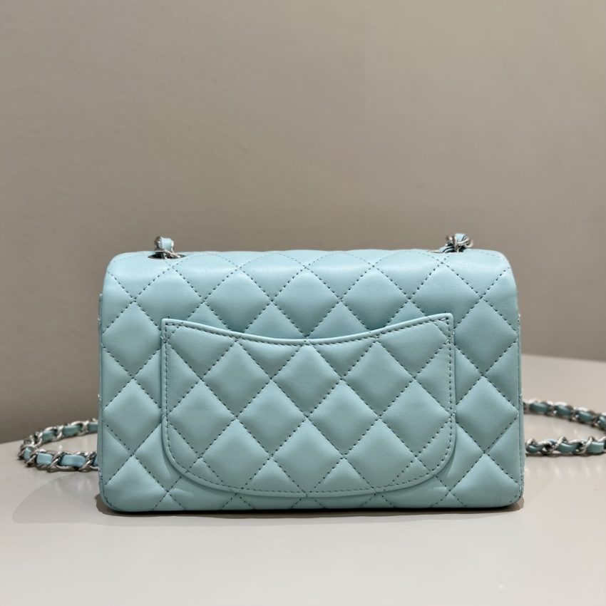 CHANEL Classic Flap 20cm Tiffany - chanel bag replica detail 3