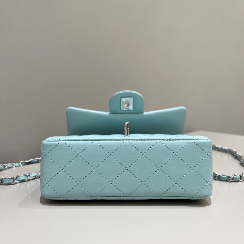 CHANEL Classic Flap 20cm Tiffany - chanel bag replica detail 5