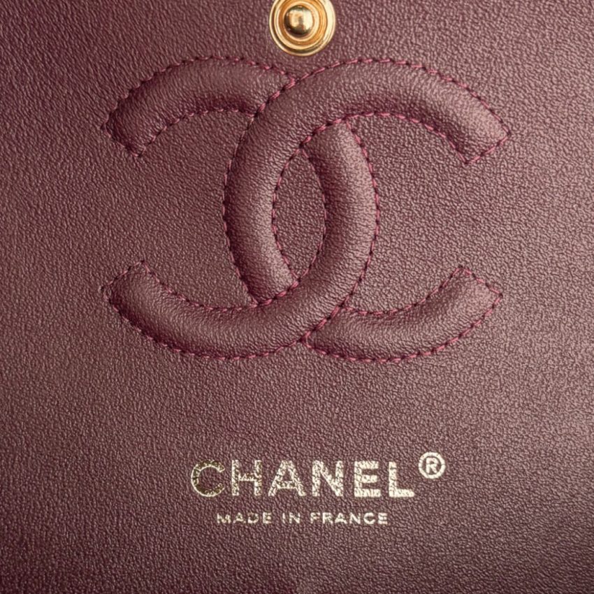 Chanel Classic Flap 23cm Black 9 CHANEL Classic Flap 23cm Black - chanel 23cm flap dupe detail 11
