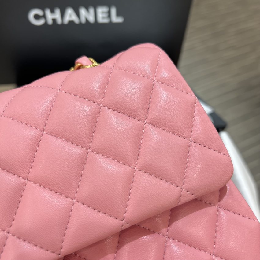 Chanel Classic Flap 25cm Pink 3 CHANEL Classic Flap 25cm Pink - chanel handbag replica detail 2