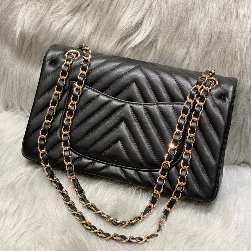 Chanel Classic Flap 25cm V Black 4 CHANEL Classic Flap 25cm V Black - chanel chevron bag replica detail 3