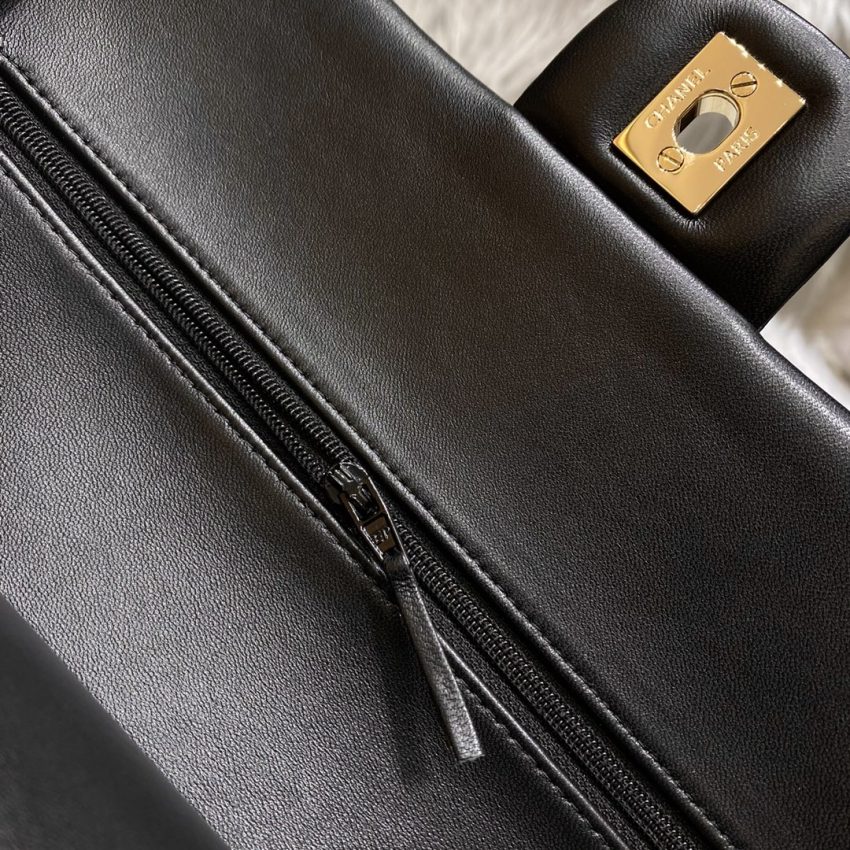 Chanel Classic Flap 25cm V Black 6 CHANEL Classic Flap 25cm V Black - chanel chevron bag replica detail 5