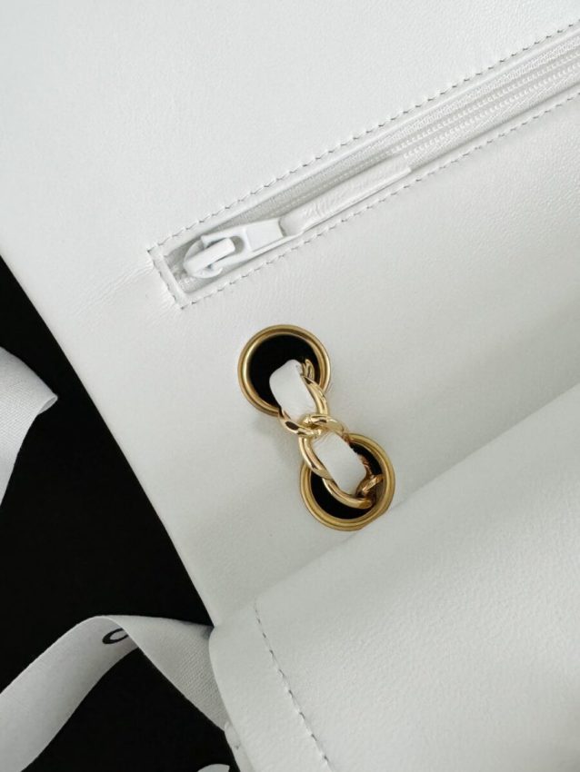 Chanel Classic Flap 25cm White 9 CHANEL Classic Flap 25cm White - chanel white bag replica detail 8