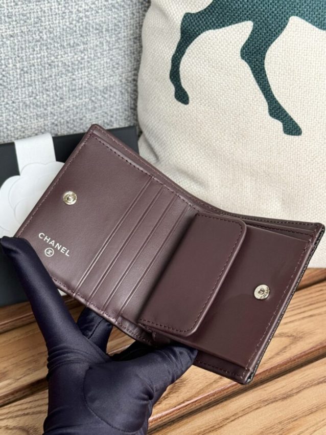 Chanel Compact Bifold Wallet 4 Chanel Compact Bifold Wallet - fake chanel bifold wallet detail 4
