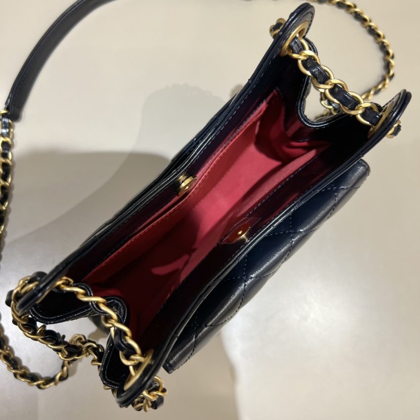 Chanel Hobo Small Dark Blue 9 CHANEL Hobo Small Dark Blue - chanel small hobo dark blue dupe detail 8