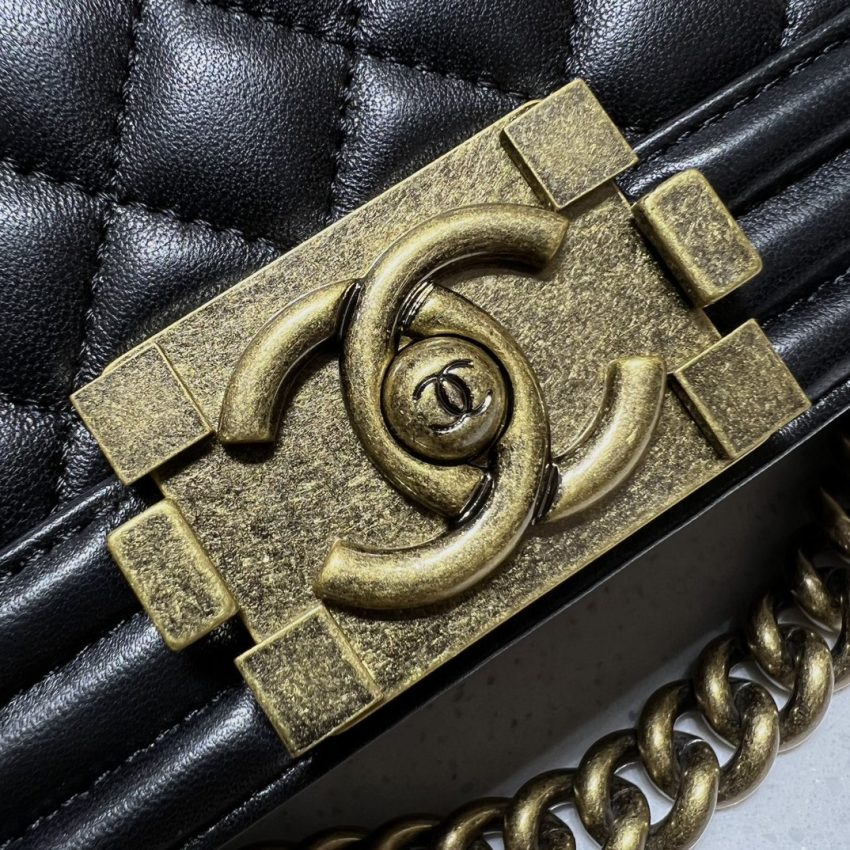 chanel-le-boy-large-black-gallery-2 CHANEL Le Boy Large Black - fake chanel boy bag detail 4