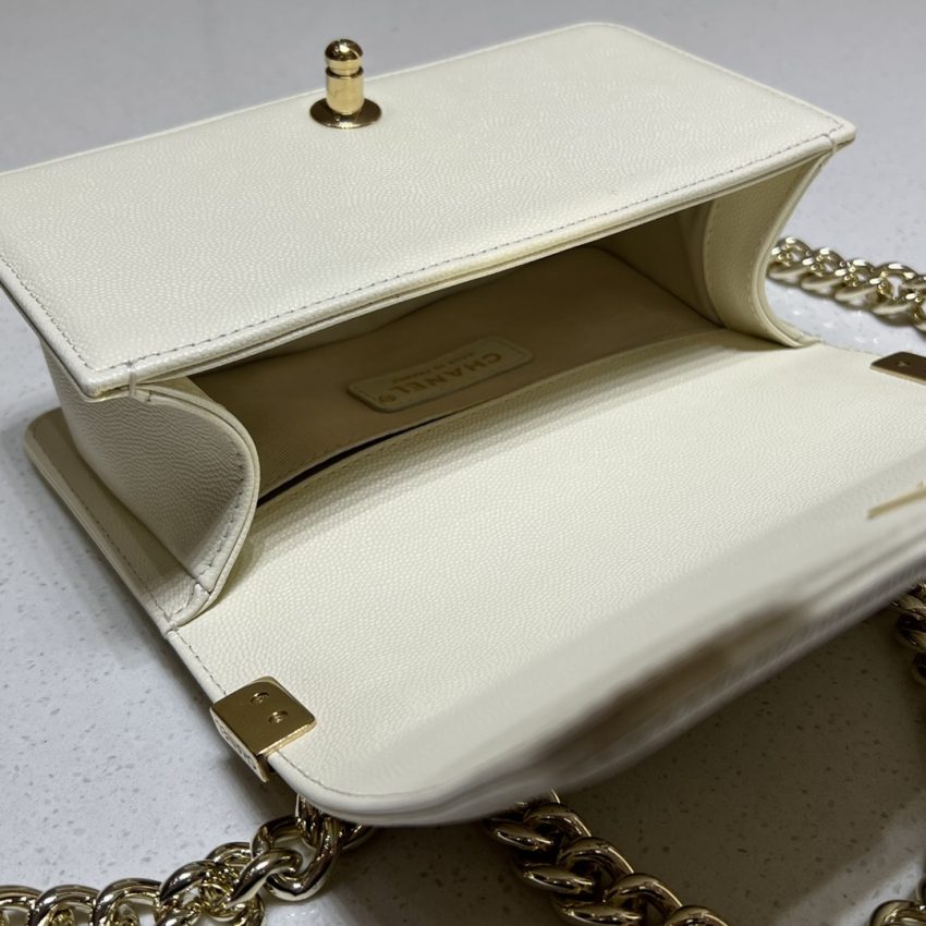 chanel-le-boy-small-ivory-gallery-1 CHANEL Le Boy Small Ivory - chanel boy bag dupe detail 1
