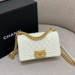 Chanel Le Boy White 5 CHANEL Le Boy White - fake chanel boy white detail 4