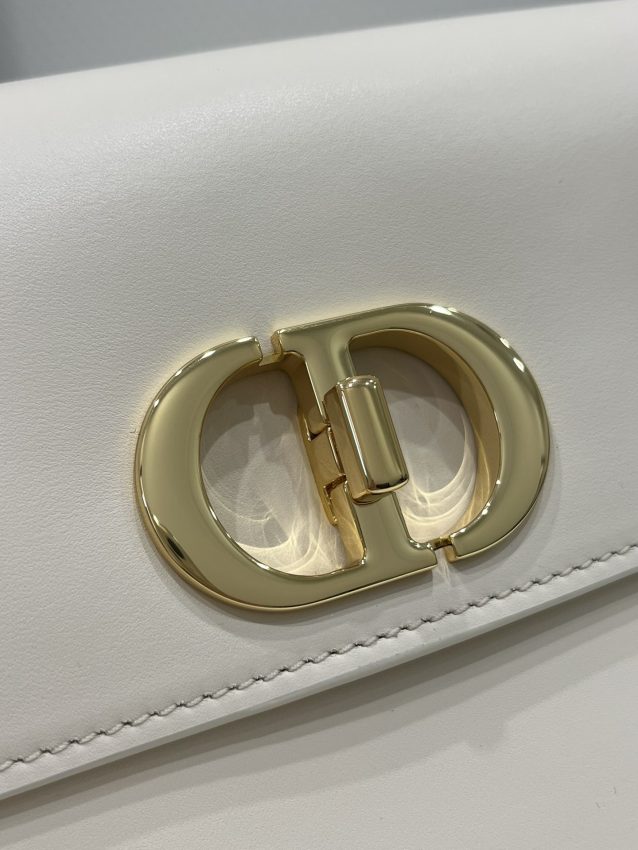 dior 30 montaigne avenue bag white 5