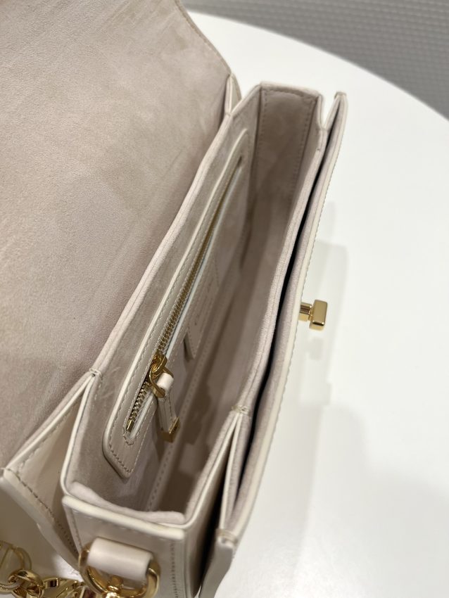 dior 30 montaigne avenue bag white 6