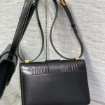 dior 30 montaigne back 10