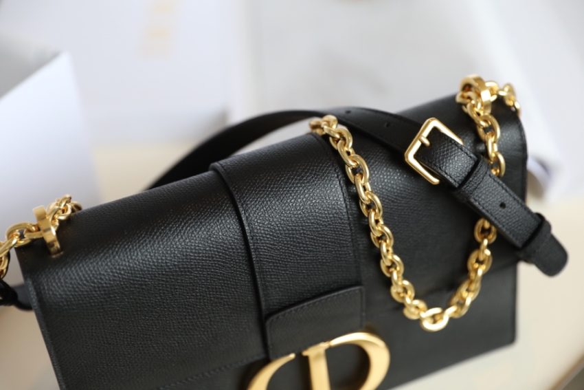 dior 30 montaigne black grain 3
