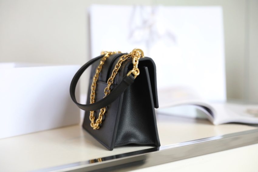 dior 30 montaigne black grain 4