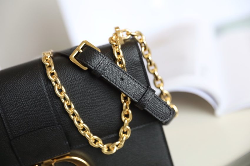 dior 30 montaigne black grain 8