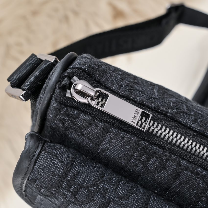 dior 8 bag with strap 2