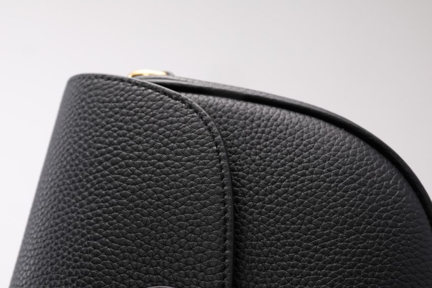 dior bobby black grained 6