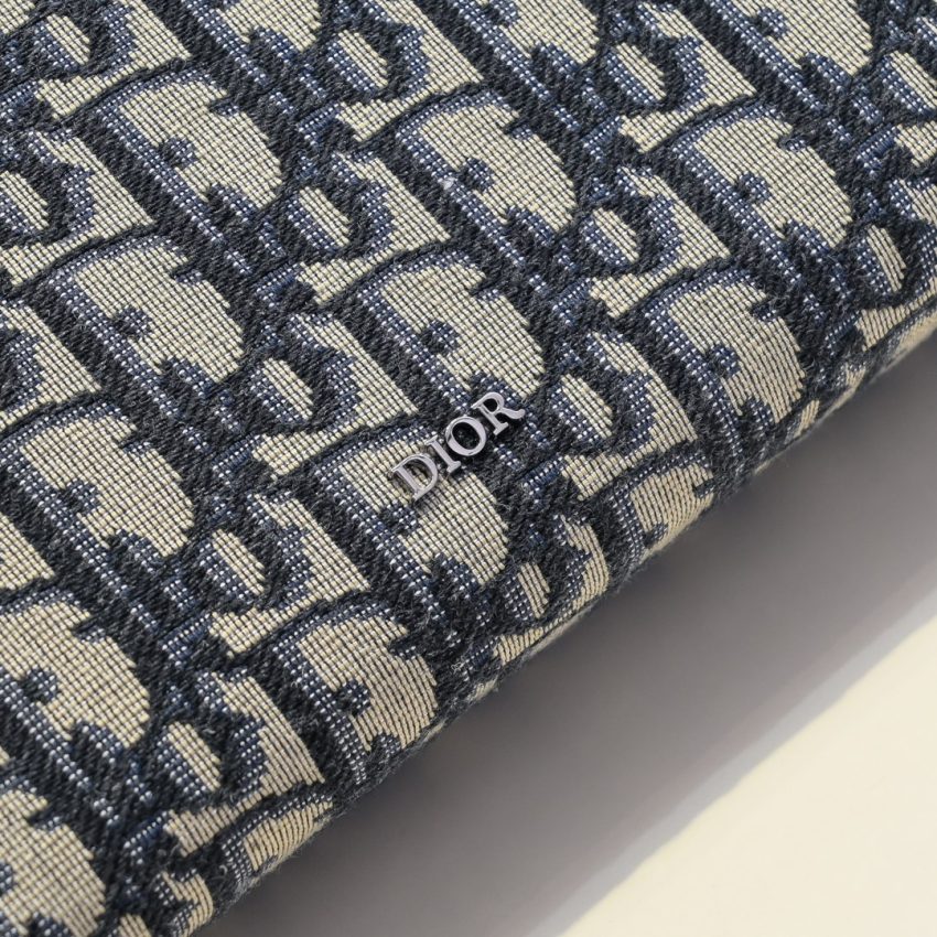 dior clutch 9