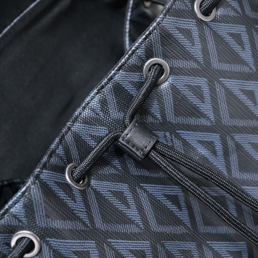 dior hit the road backpack diamond black 8