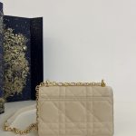 dior miss caro beige 4