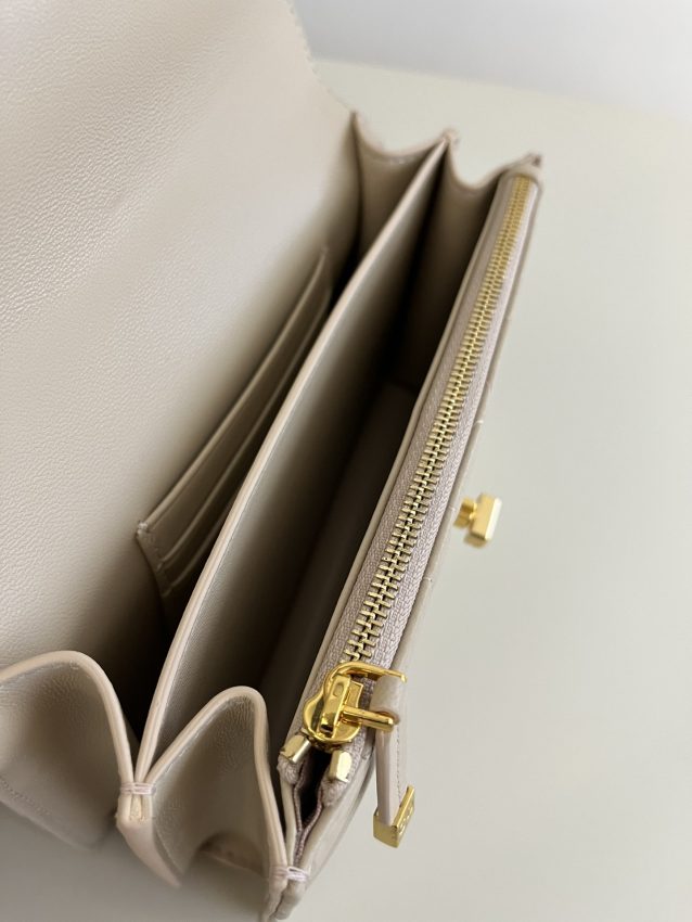 dior miss caro beige 6