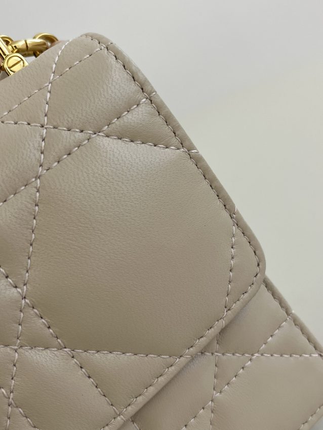 dior miss caro beige 8