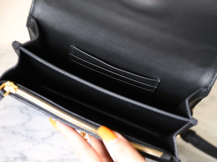 dior miss caro black 4
