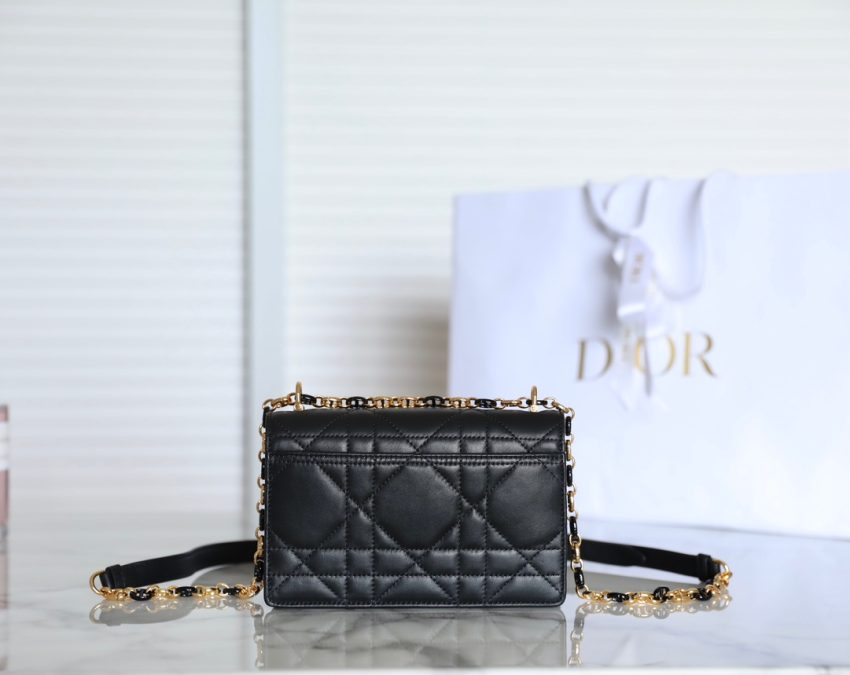 dior miss caro black 5