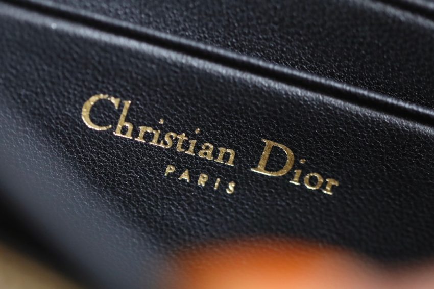 dior miss caro black 9
