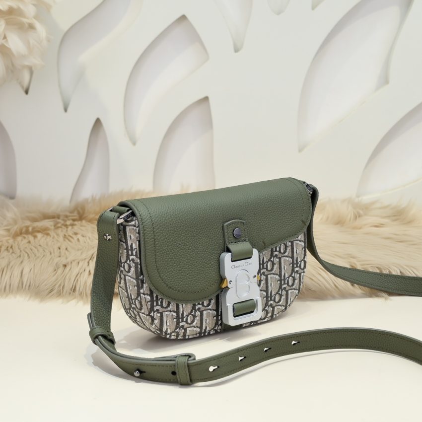 dior saddle messenger bag khaki 3