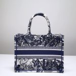 dior tote book coconut tree 4