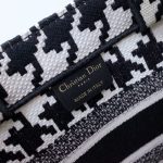 dior tote book houndstooth 2
