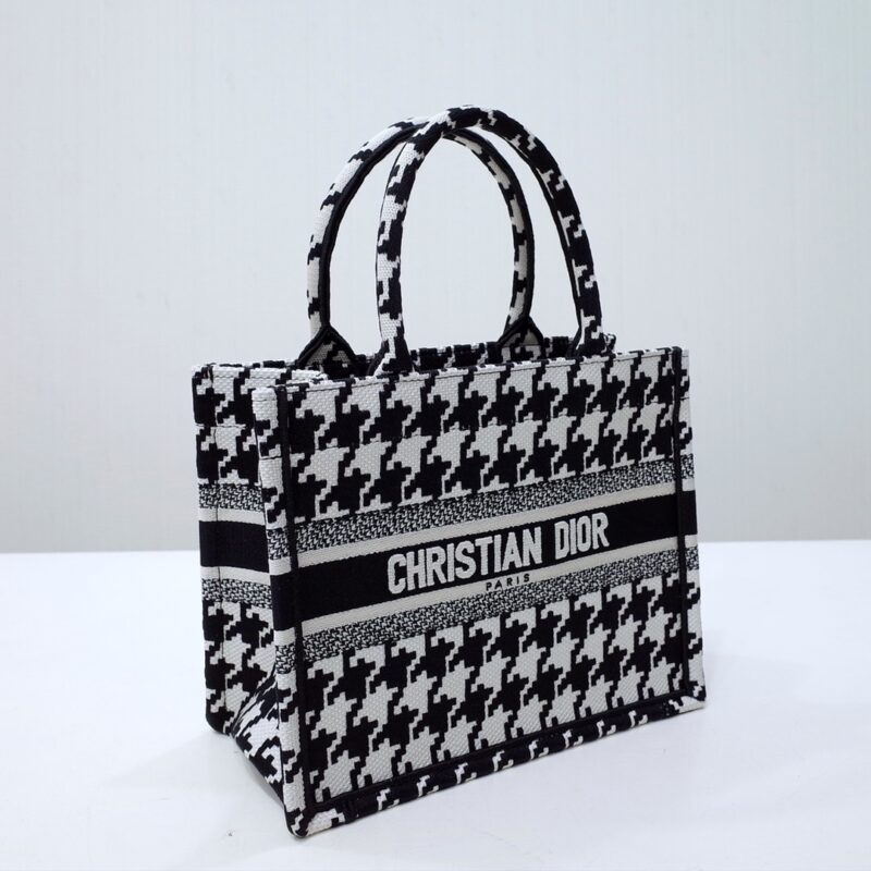 dior tote book houndstooth 7